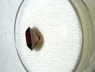 Zirkon med sterk rød farge og refleksjon diameter 7,7 mm og 2 ct thumbnail
