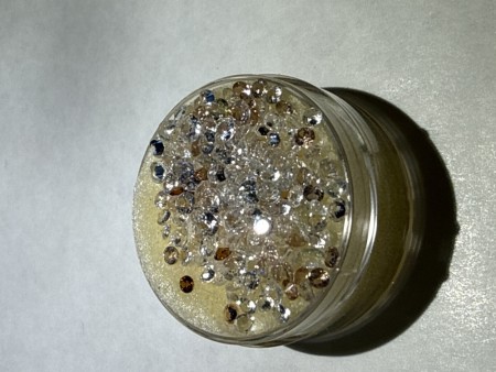 Zirkon blank/klar varmebehandlet Ø 2 mm